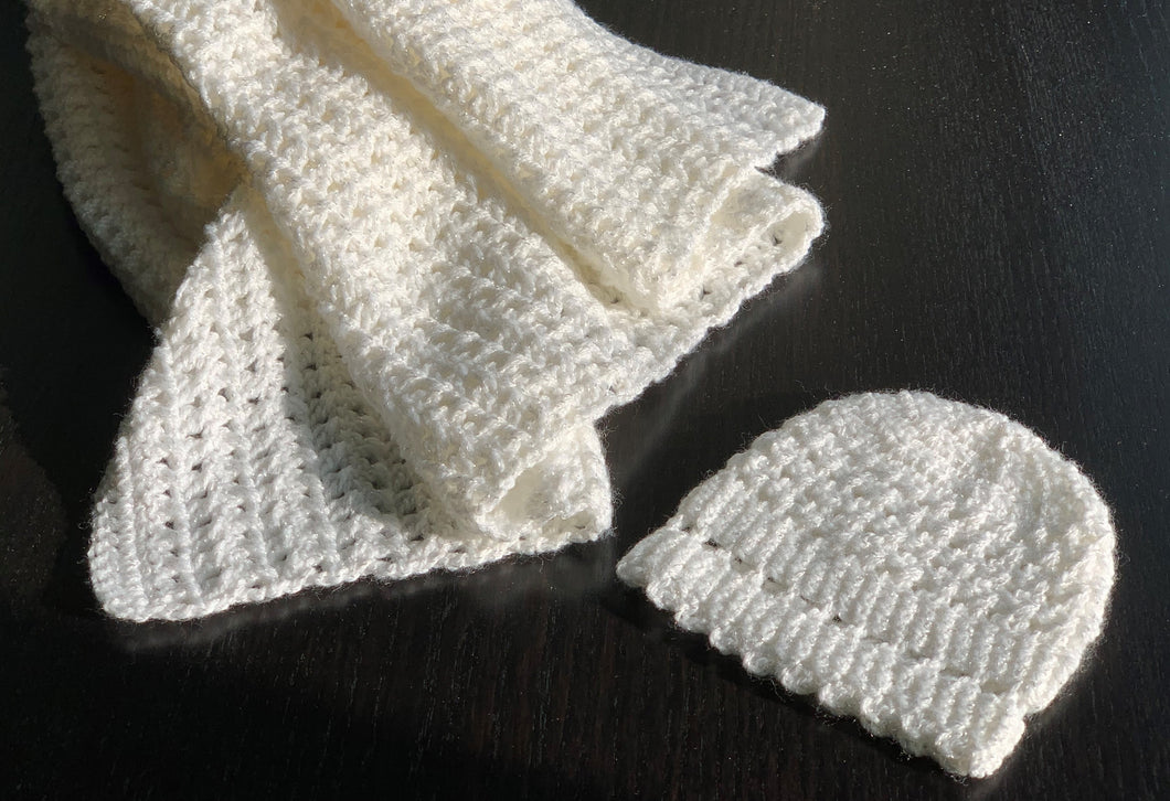 Shiny White Baby Blanket with Hat