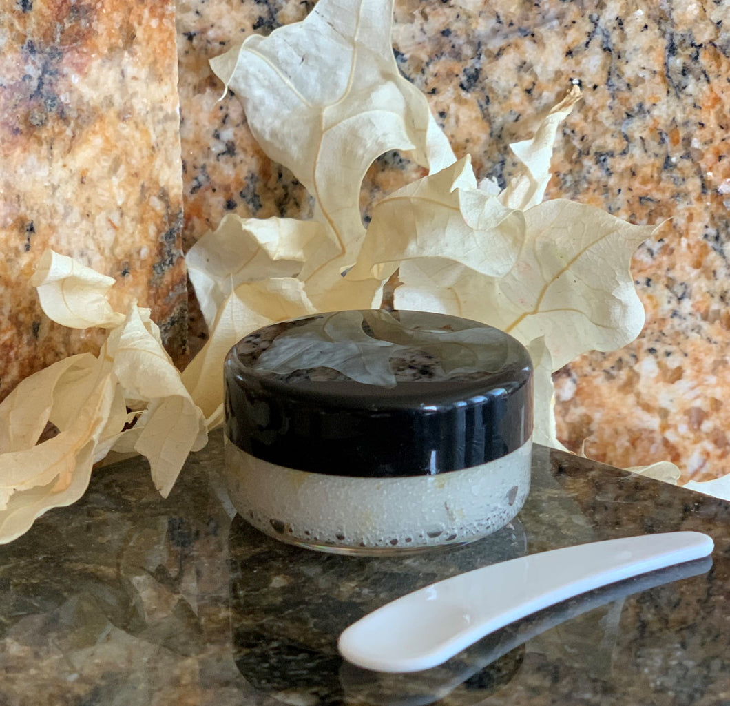 Sample Mary Glow Body Sugar Scrub